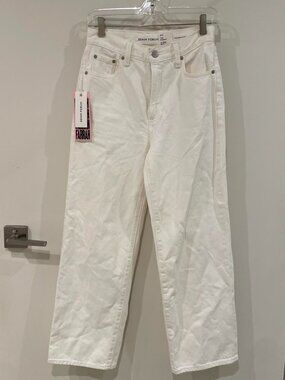 Denim Forum Aritzia The Farrah Hi-Rise Wide Ankle Jean in A Little White Lie